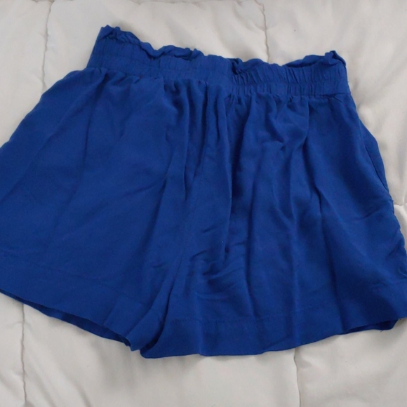 shorts - Picture 2 of 3